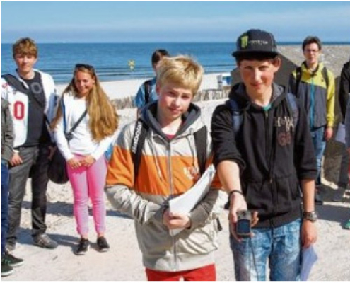 Kinder beim Geocaching